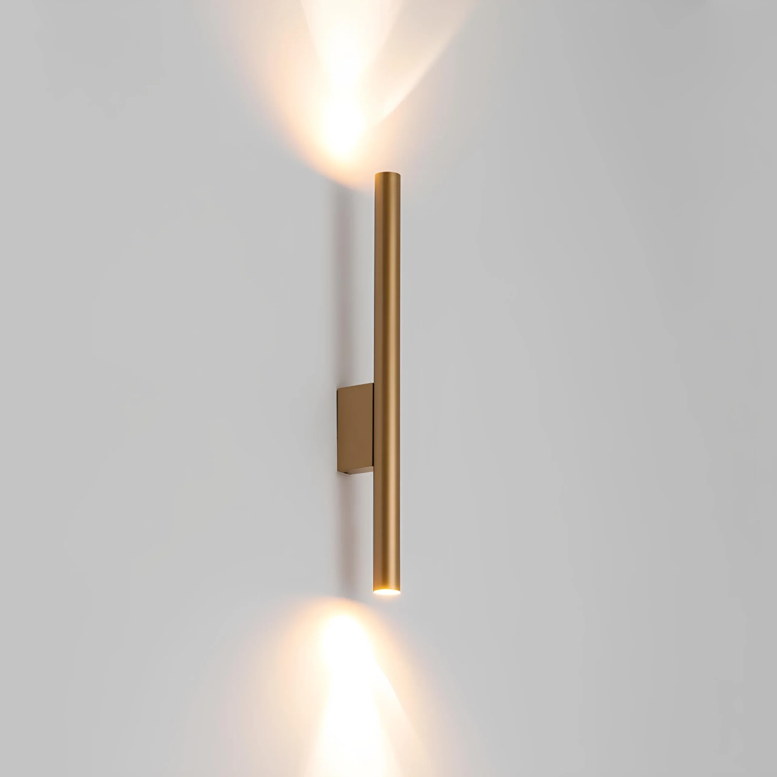 Beam Brass Wall Light